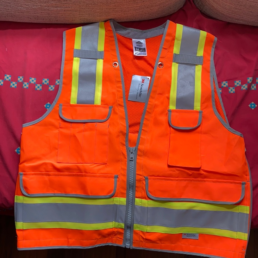 Ergodyne surveyors vest